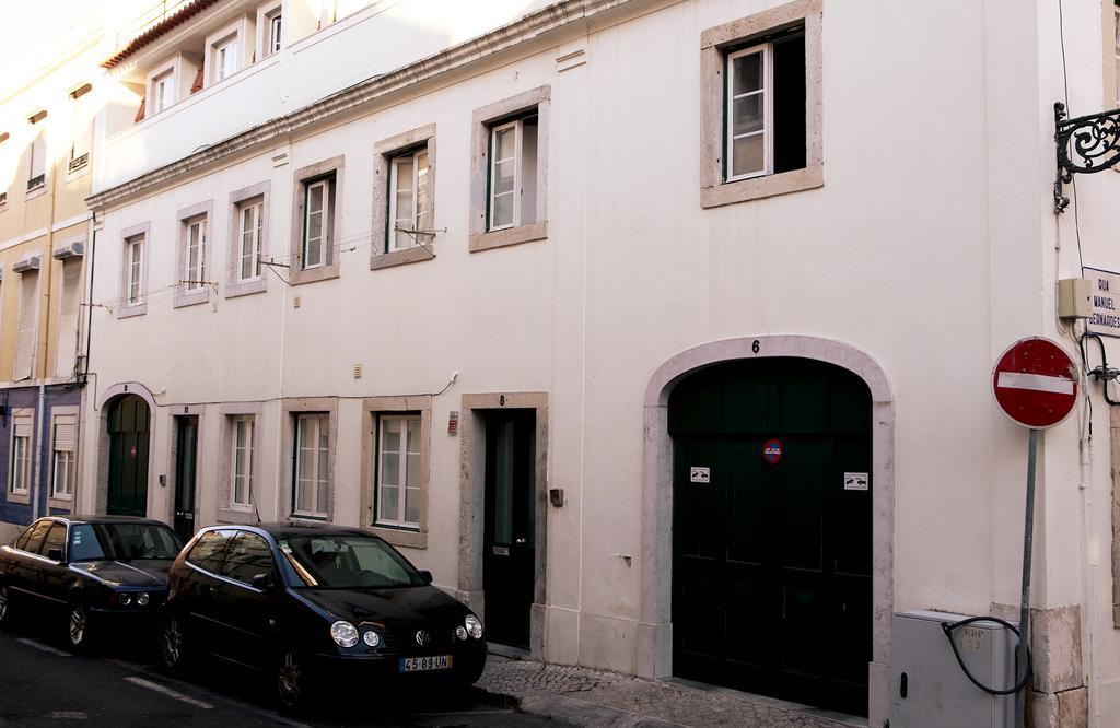 Triplex With Garage - Praca Das Flores Lisbon Room photo